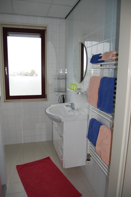 Buitenplaats T Ges スネーク 部屋 写真