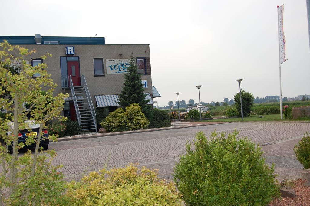Buitenplaats T Ges スネーク エクステリア 写真